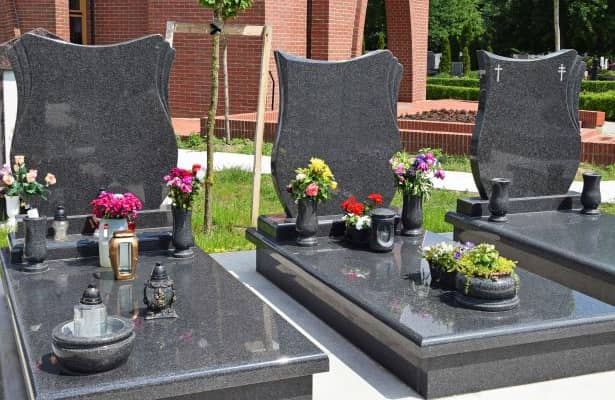 vignette monuments funeraires